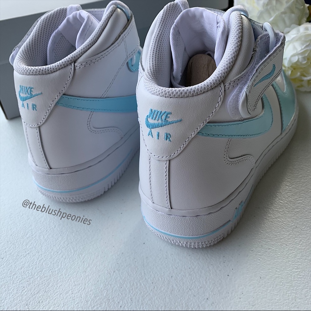 Nike Custom Painted Air Force 1 Mid - Light Blue NWT - Picture 7 of 11
